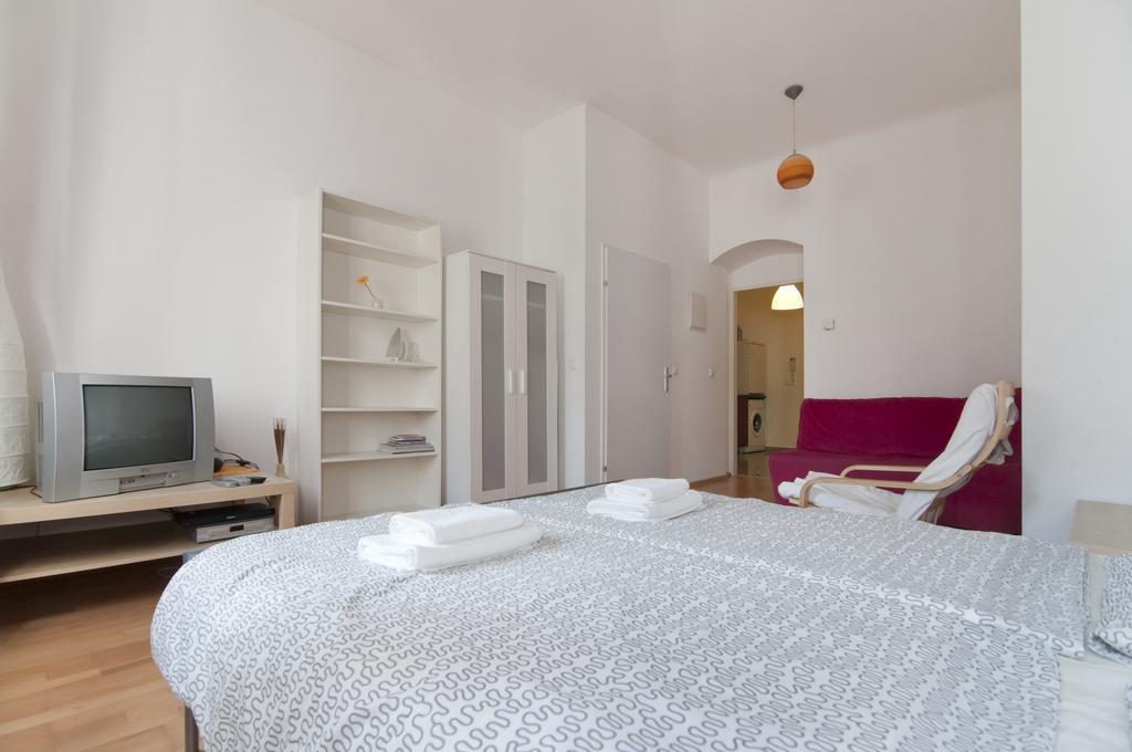 Premium Apartments Klimschgasse Wenen Kamer foto