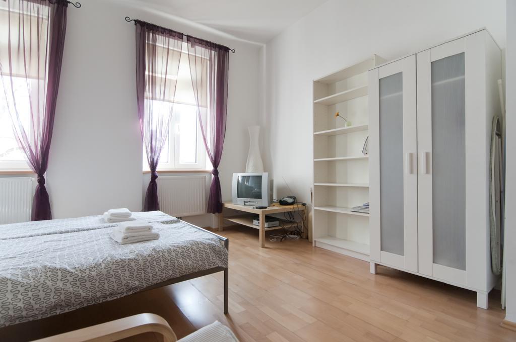 Premium Apartments Klimschgasse Wenen Kamer foto