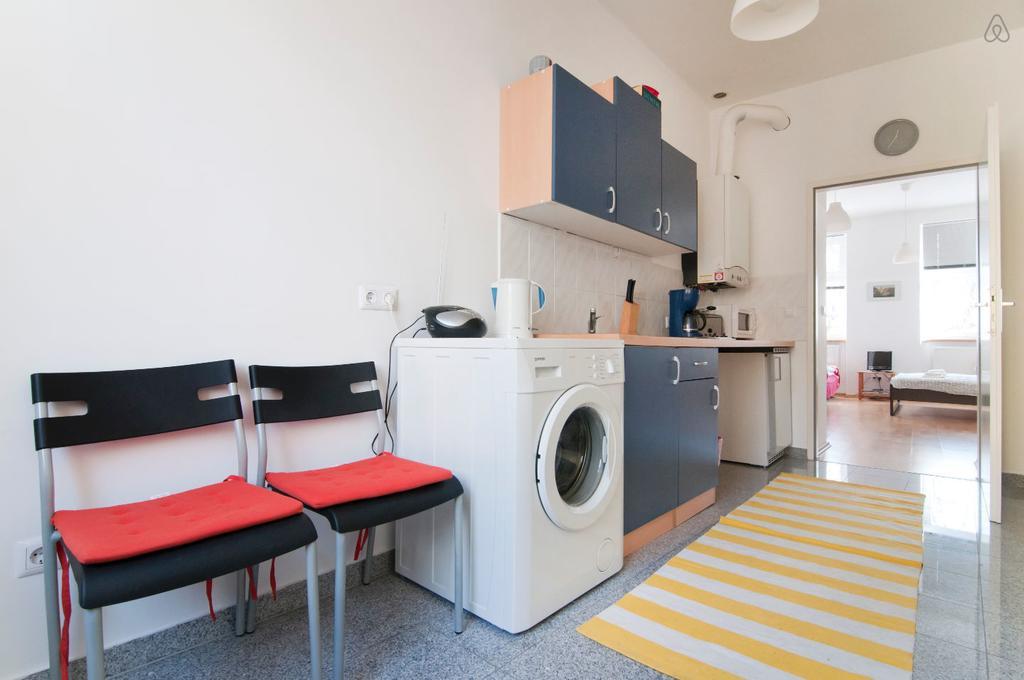 Premium Apartments Klimschgasse Wenen Buitenkant foto