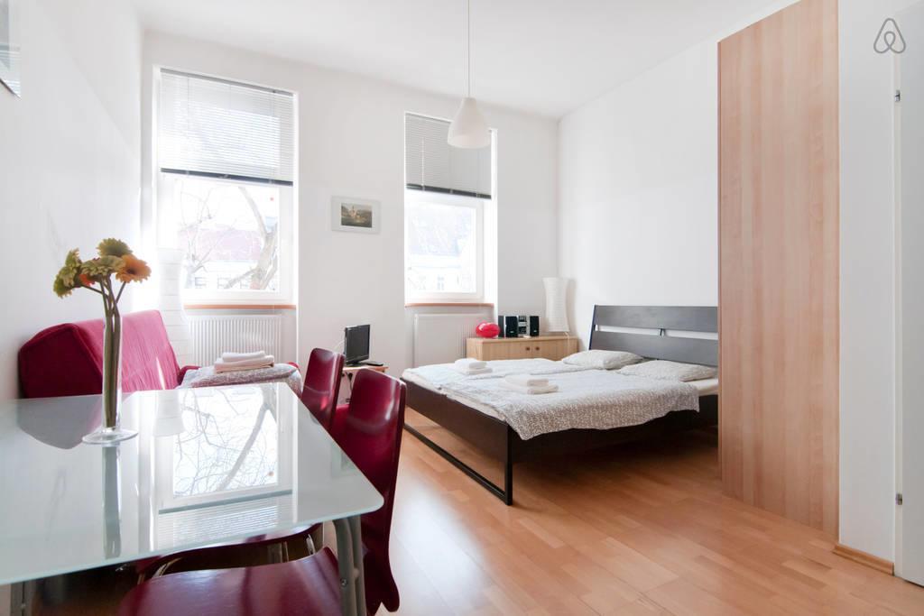 Premium Apartments Klimschgasse Wenen Kamer foto
